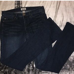 MUDD bootcut size 7 jeans